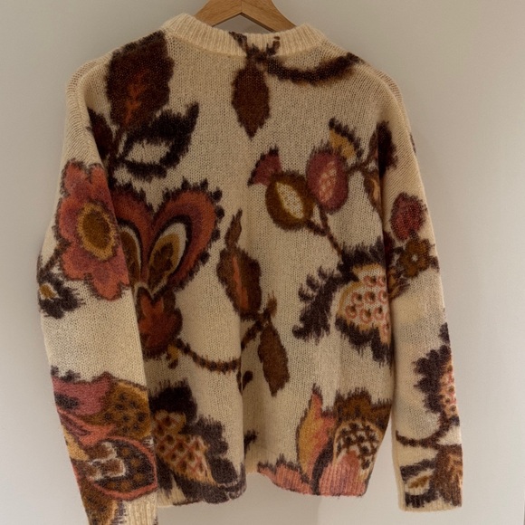 Sézane Cream Cardigan with Rust, Brown and Pink Floral Motif - Picture 4 of 4